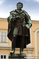 Kisfaludy Károly szobra