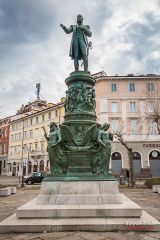 Miksa főherceg emlékműve Trisztben Miksa főherceg emlékmű